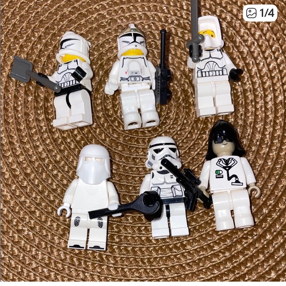 Lego White and Black Action Figures Set